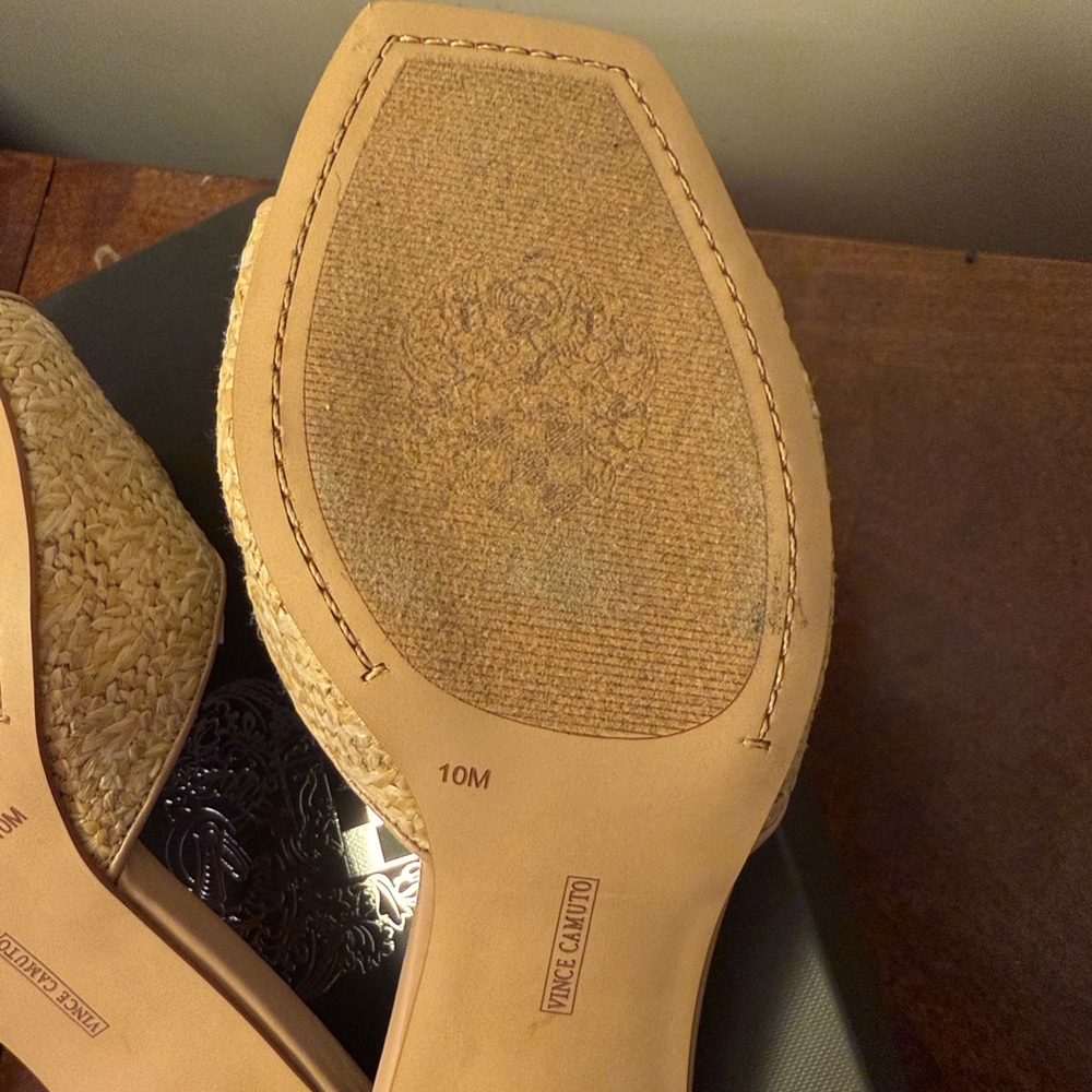 Vince Camuto Beige Woven Mules - Picture 4 of 15